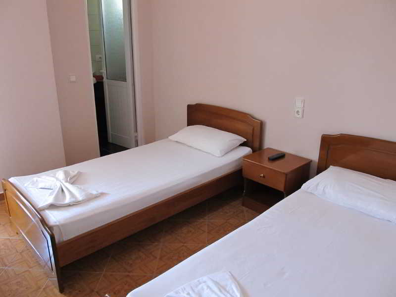 Hotel Aulona Saranda Extérieur photo